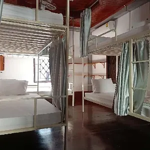 Auberge de jeunesse Backpackers & Travel 