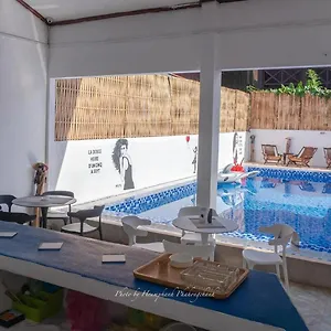 Hotel Little Friendly House With Pool ***