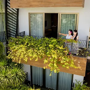 ***** Hotel Bellerive And Vietnam